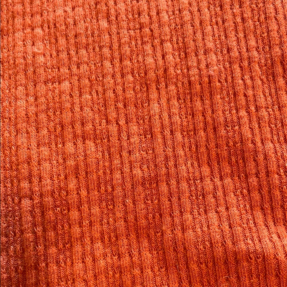 Women's Rust Ribbed Top (S) - Picture 3 of 3